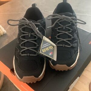 MERRELL MEN'S MOAB 2 GTX LOW RISE HIKING BOOTS, BLACK, 9 MENS US